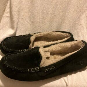 Ugg black mocassins women’s size 10